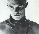 O Cabeleireiro E O Skinhead